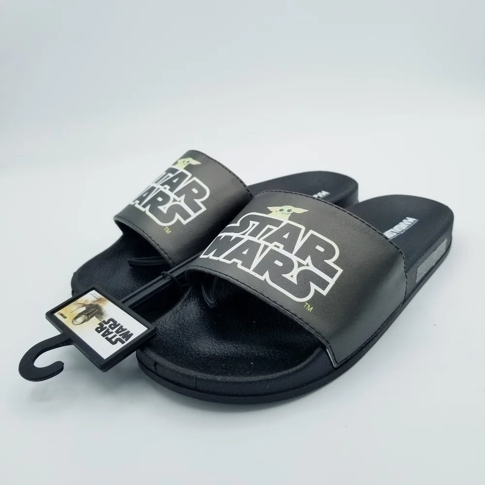 Star Wars Mandalorian Black Slides Sandals NWT Kids size 2